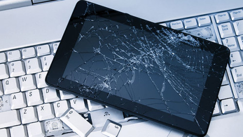 Laptop-Tablet-kaputt-292331674-AS-sunnyfrog