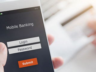 Smartphone-Mobile-Banking-187752384-AS-Proxima-Studio