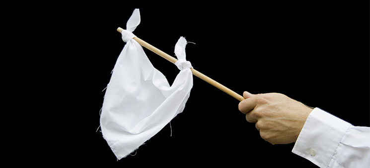 Weiße-Flagge-9974650-AS-Peggy-Boegner