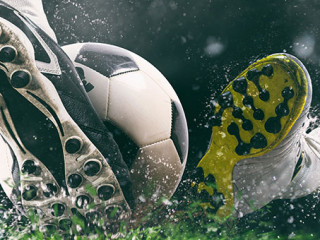 Stollen-Fußball-290936219-AS-alphaspirit