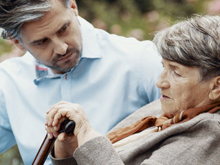 Sohn-Mutter-271562524-AS-Photographee-eu