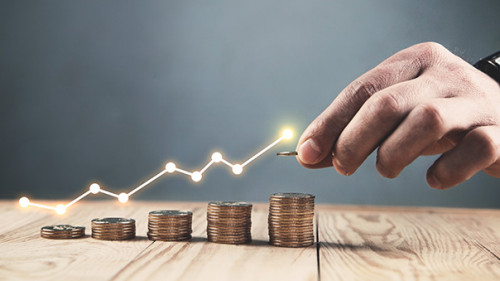 Hand-Muenzstapel-269954978-AS-andranik123