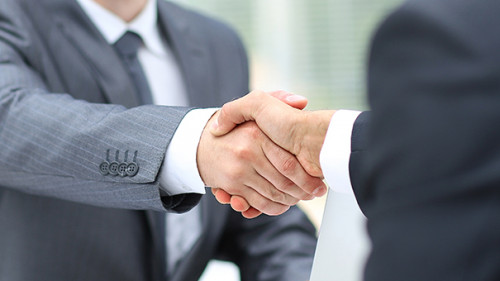 Handshake-117232802-AS-ASDF