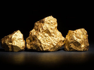 Gold-Nuggets-80967510-FO-Roman-Bodnarchuk