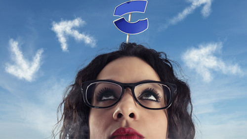 Frau-Wegweiser-Kopf-244821477-AS-alphaspirit