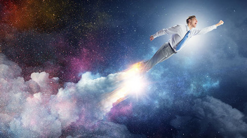 Raketen-Anzugtraeger-231815340-AS-Sergey-Nivens