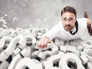 Anzugtraeger-Fragezeichen-110454752-FO-alphaspirit