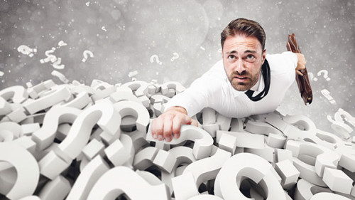 Anzugtraeger-Fragezeichen-110454752-FO-alphaspirit