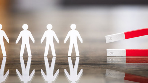 Maennchen-Magnet-187865433-FO-Andrey-Popov