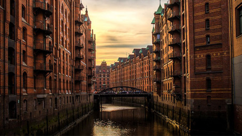 Hamburg-Speicherstadt-690374-PB-Free-Photos