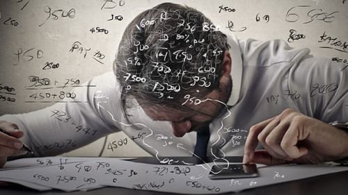 Anzugtraeger-rechnet-81880416-FO-olly