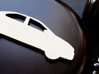 Urteil-Auto-232751435-AS-designer491