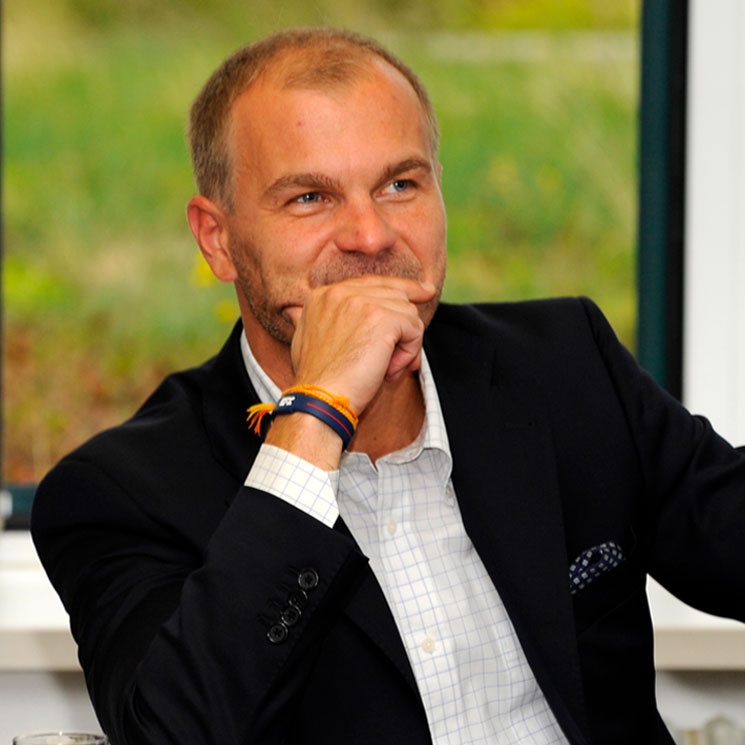 Sven-Ratzke-2020-for-broker