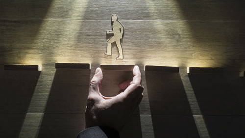 Hand-Maennchen-Bruecke-181703813-FO-Gajus