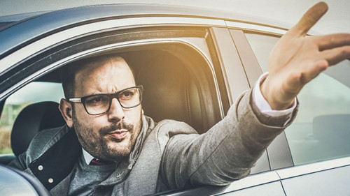 Fahrer-zornig-219111619-AS-Mladen