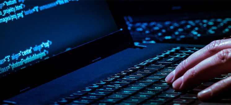 Hacker_192821899_FO_REDPIXEL
