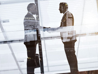 Handshake-141470051-AS-vectorfusionart