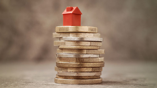 Haeuschen-auf-Muenzturm-277741713-AS-graja