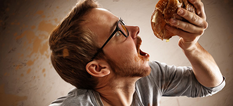 Mann-isst-Burger-72418123-AS-lassedesignen