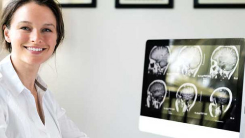 AerztinPraxis-71607733-FO-mtsaride_WF