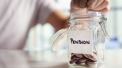 Muenzen-im-Glas-175463266-AS--Brian-Jackson