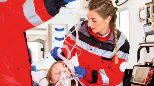 Krankenwagen-69679118-AS-Kzenon