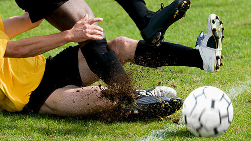 Graetsche-Fußball-35313187-AS-synto