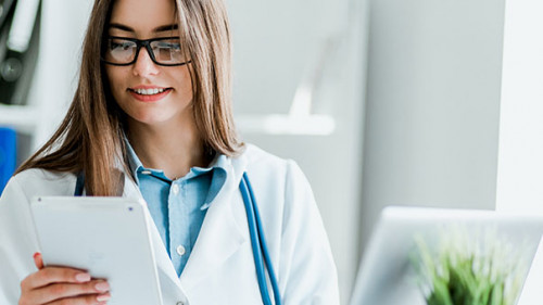 Aerztin-Tablet-291152441-AS-zadorozhna