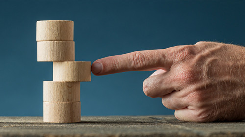 Hand-Stapel-302392296-AS-Gajus