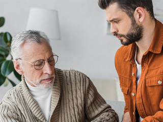 Vater-Sohn-258907455-AS-LIGHTFIELD-STUDIOS