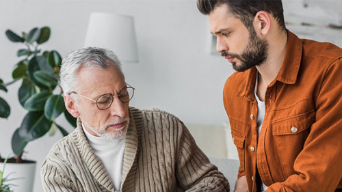 Vater-Sohn-258907455-AS-LIGHTFIELD-STUDIOS