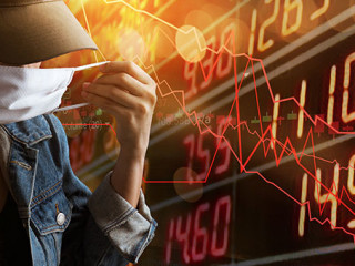 Frau-Maske-Boerse-330916438-AS-Thanumporn