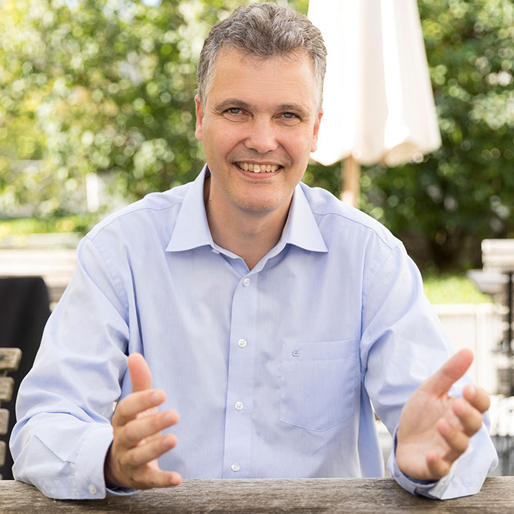 Dr-Herbert-Schneidemann-2020-die-Bayerische