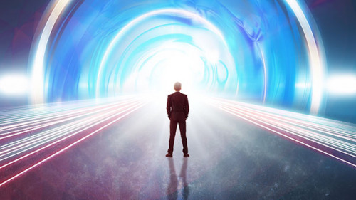 Anzugtraeger-Cyber-Tor-164316317-AS-peshkova