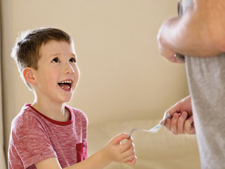 Kind-Taschengeld-78887696-AS-gourmetphotography