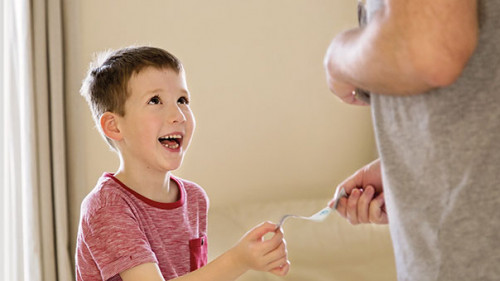 Kind-Taschengeld-78887696-AS-gourmetphotography