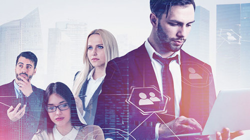 Anzugtraeger-Laptop-Netzwerk-276925188-AS-denisismagilov