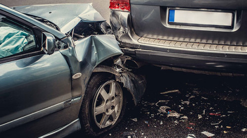 Auffahrunfall-85968175-FO-Fxquadro