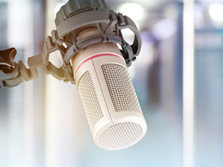 Mikrofon-206747035-AS-BillionPhotos-com