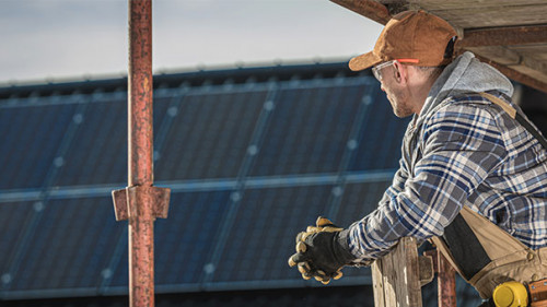 Handwerker-Geruest-333210852-AS-Tomasz-Zajda