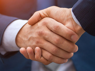 Handshake-67959978-AS-Rustam-Kholov