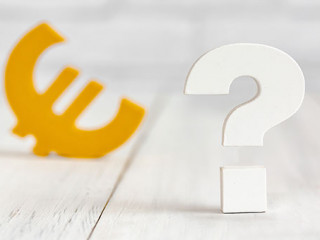 Euro-Fragezeichen-284701584-AS-pachaileknettip