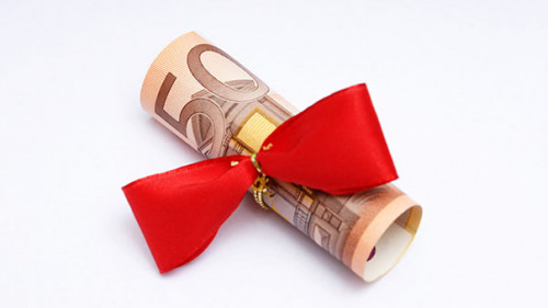 Geldscheine-Schleife-17441707-AS-Kramografie