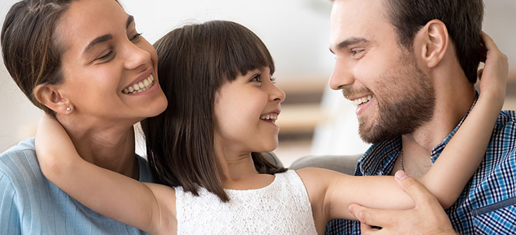 Familie-271142032-AS-fizkes