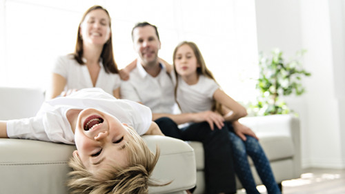 Familie-208296848-AS-pololia