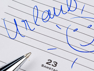 Kalender-Stift-Urlaub-74003629-AS-Gina-Sanders