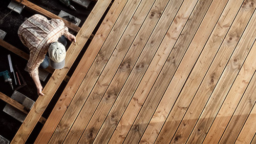 Handwerker-Holzlatten-245163691-AS-Ingo-Bartussek