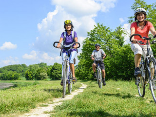 Fahrradtour-184426245-AS-ARochau