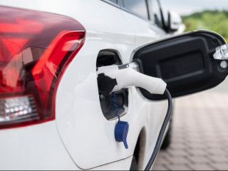 HUK CO PR e-auto HL1_0443 Druck.jpg