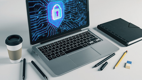 Laptop-Schloss-305884619-AS-Andrey